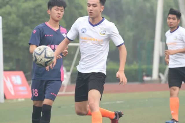 约基奇三双掘金灭火4连胜 河村3分灰熊胜奇才